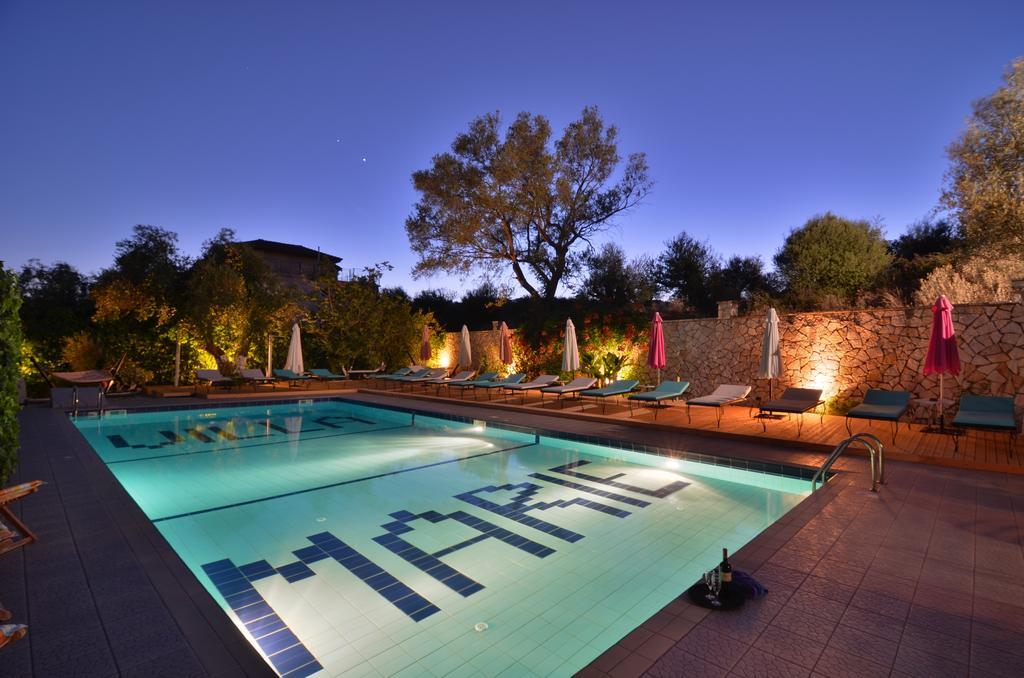 Hotel Villa Marie ซิโวตา ภายนอก รูปภาพ
